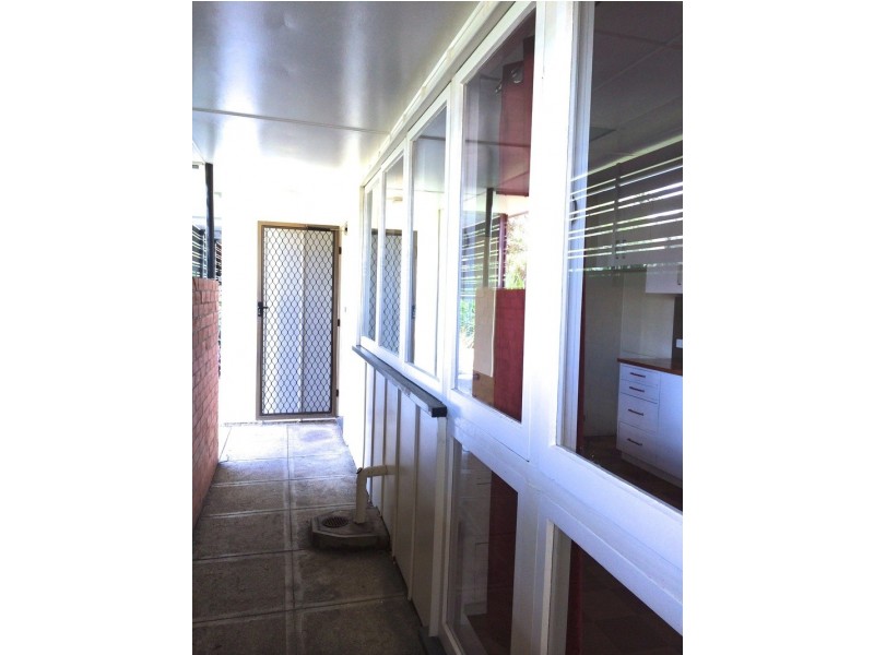 2 Horton Street, Wooloowin QLD 4030