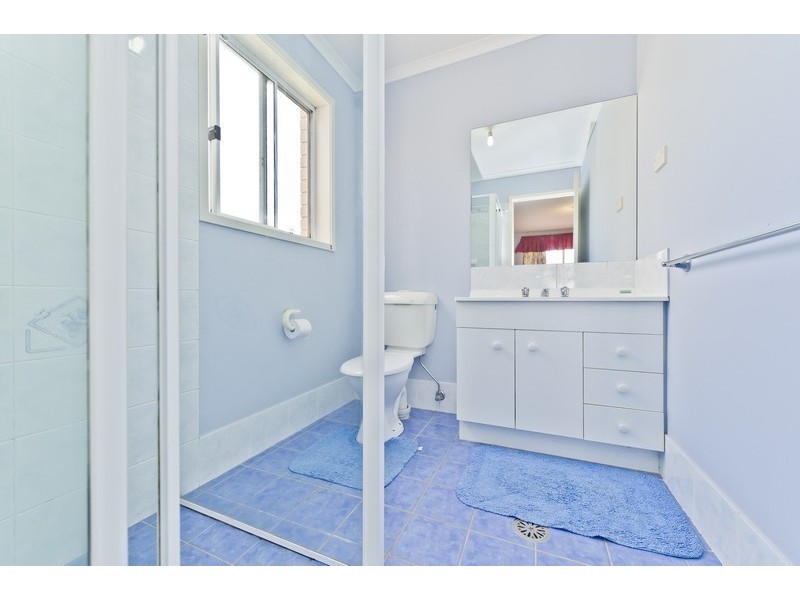 16 Hamilton Drive, Yass NSW 2582