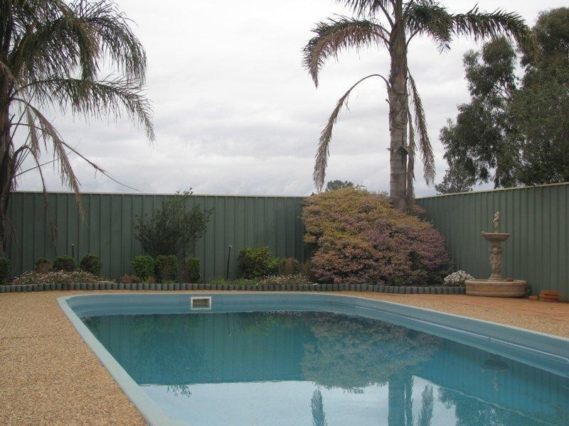 29 Booth Street, Coolamon NSW 2701