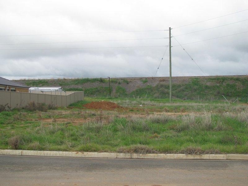 68 Grinton Avenue, Flowerdale NSW 2650