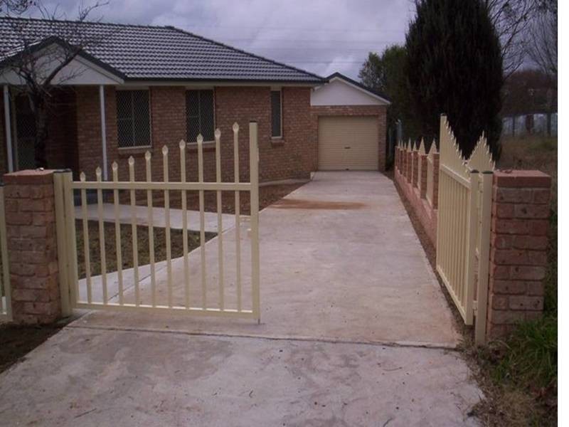 11 Amaroo Crescent, Orange NSW 2800