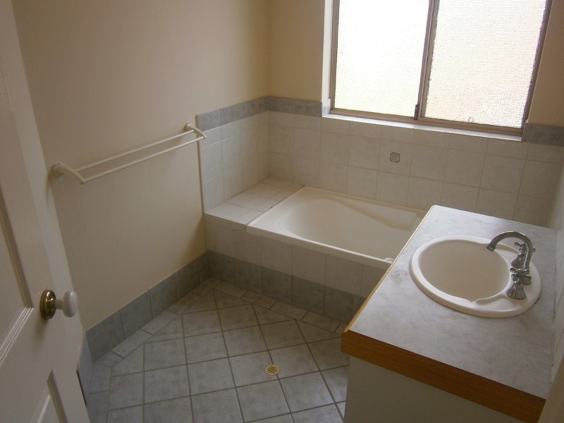 2/215 McDonald Street, Joondanna WA 6060