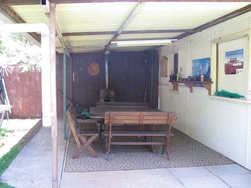 84 Urana Street, Turvey Park NSW 2650