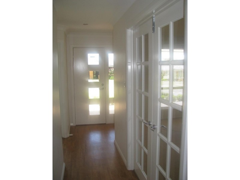 9 Teak Close, Forest Hill NSW 2651