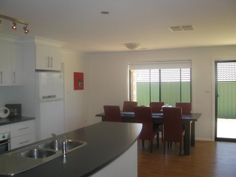 9 Teak Close, Forest Hill NSW 2651
