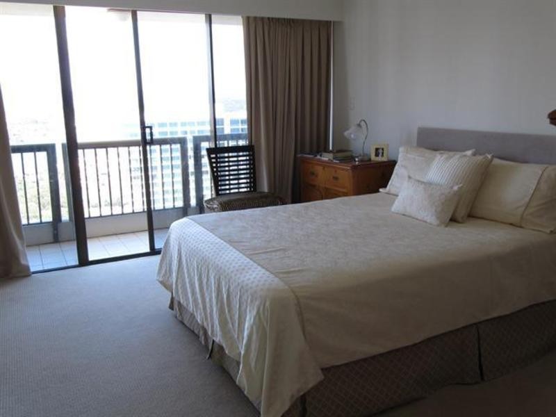 2504/28 Northcliffe Terrace, Surfers Paradise QLD 4217