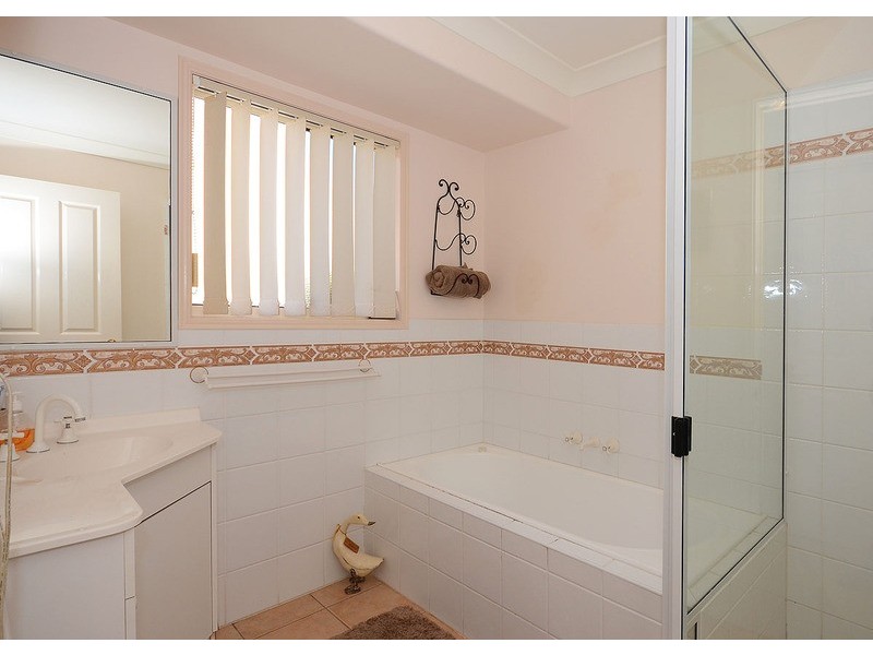 23  Kookaburra Drive, Eli Waters QLD 4655