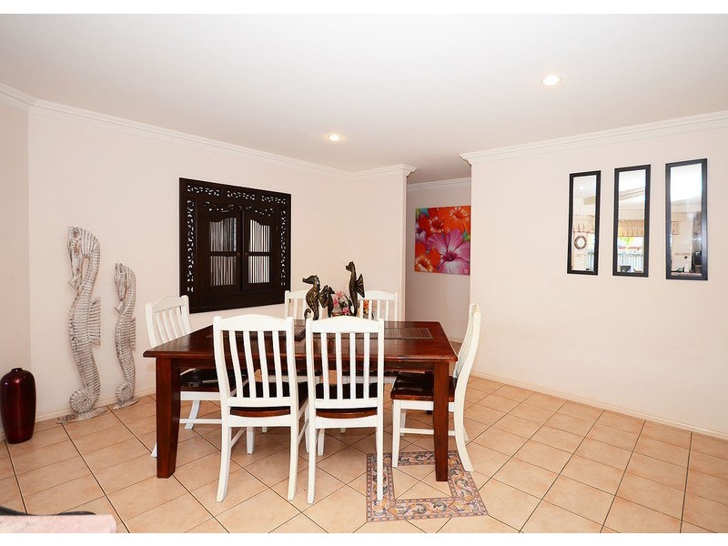 23  Kookaburra Drive, Eli Waters QLD 4655