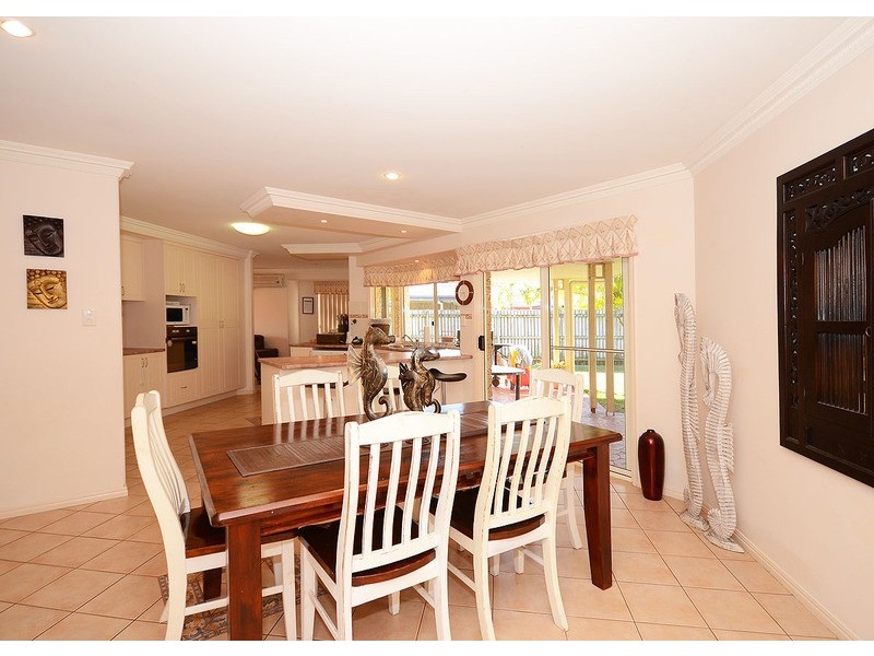 23  Kookaburra Drive, Eli Waters QLD 4655