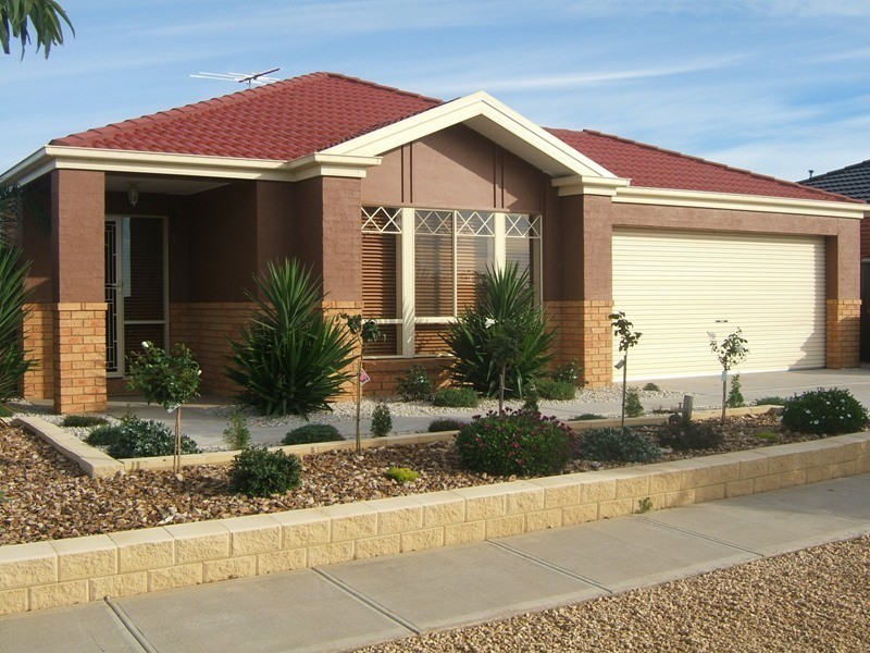 11 Clarence Street, Wyndham Vale VIC 3024