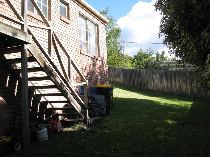 1/1 Allport Place, Lenah Valley TAS 7008