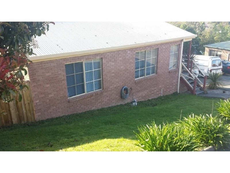 1/1 Allport Place, Lenah Valley TAS 7008