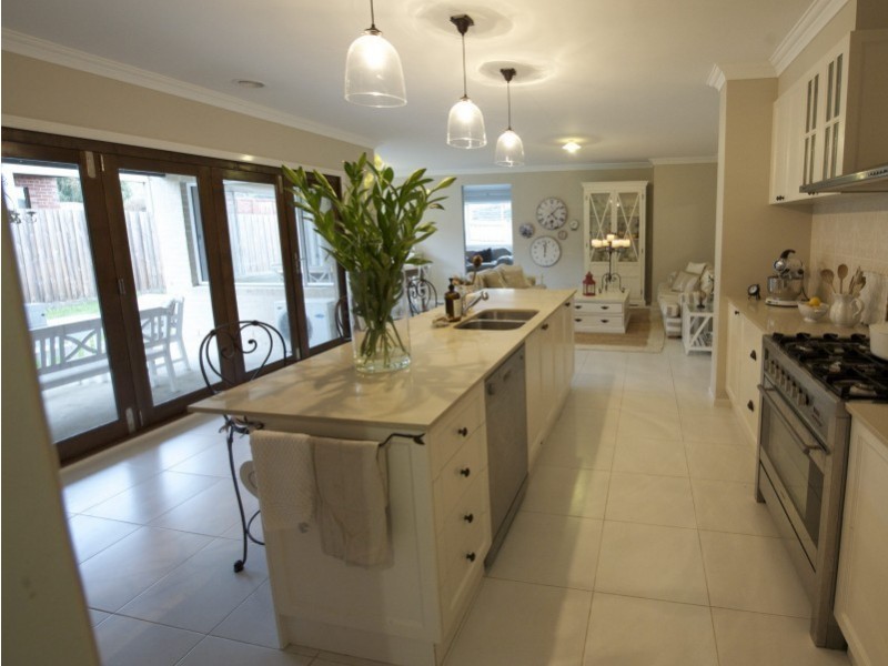 3 Bushlark Court, Berwick VIC 3806