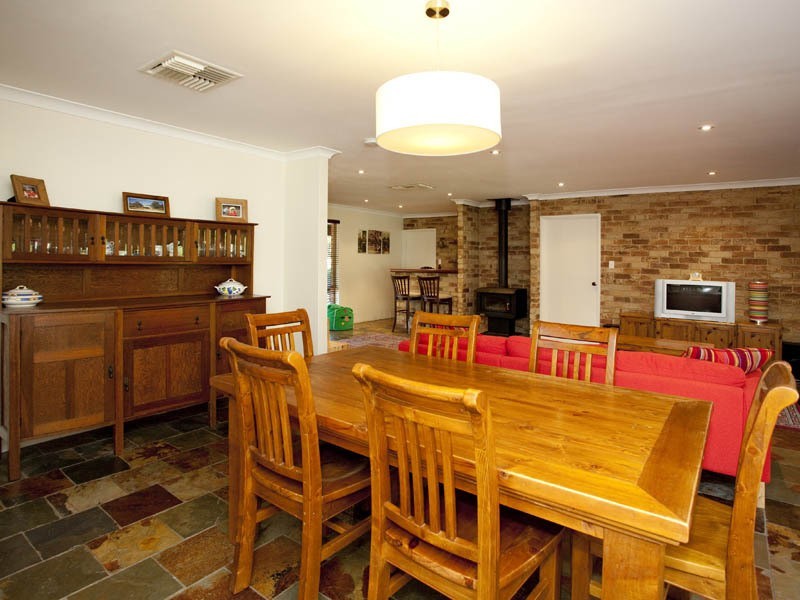 7 Campbell Way, Parkerville WA 6081