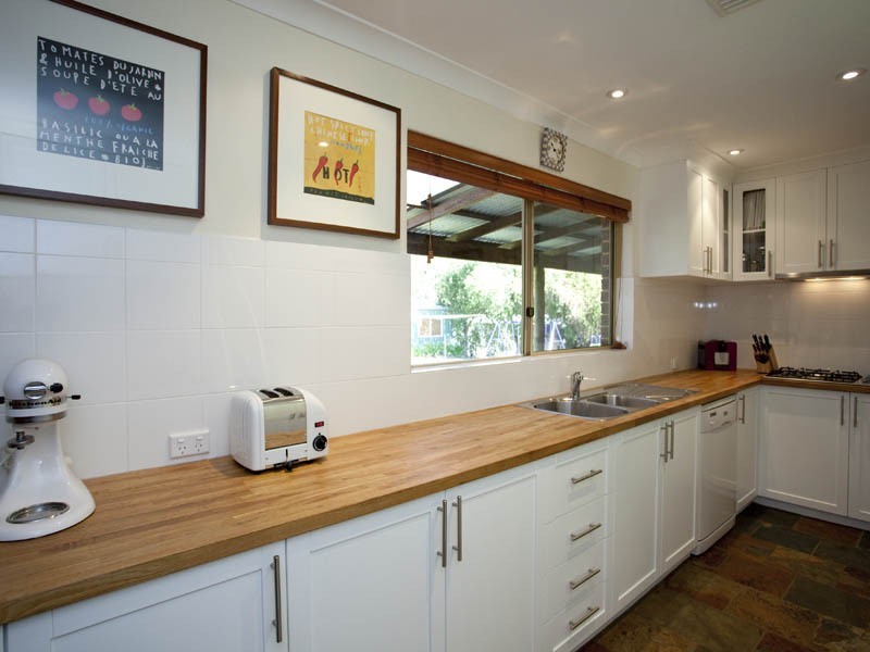 7 Campbell Way, Parkerville WA 6081