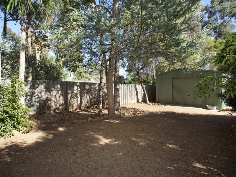 7 Campbell Way, Parkerville WA 6081