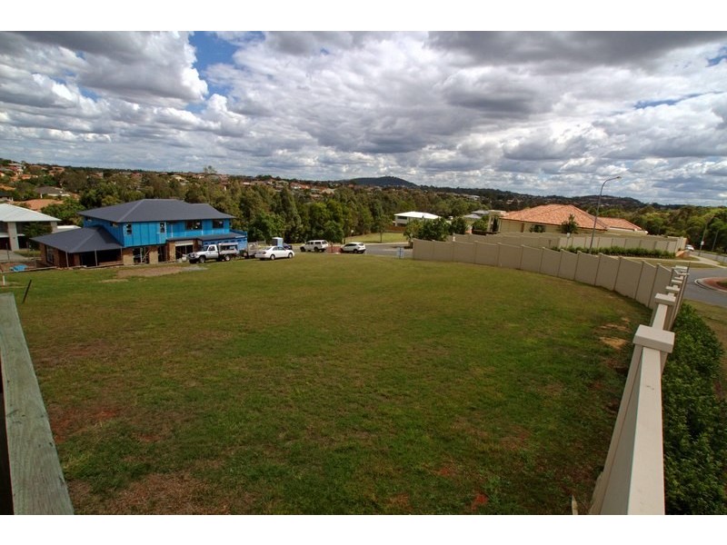 Lot 33/97 Amersham Crescent, Carindale QLD 4152