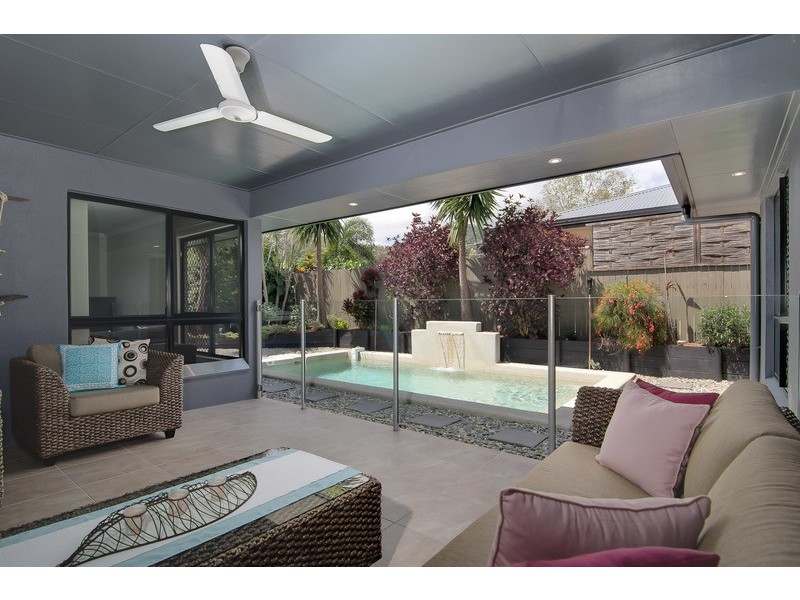 8 Pambula Close, Kewarra Beach QLD 4879