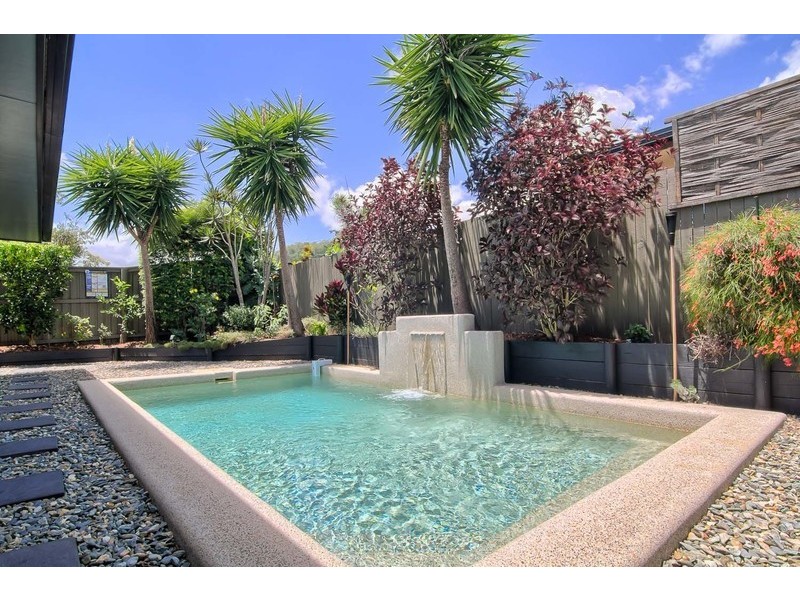 8 Pambula Close, Kewarra Beach QLD 4879