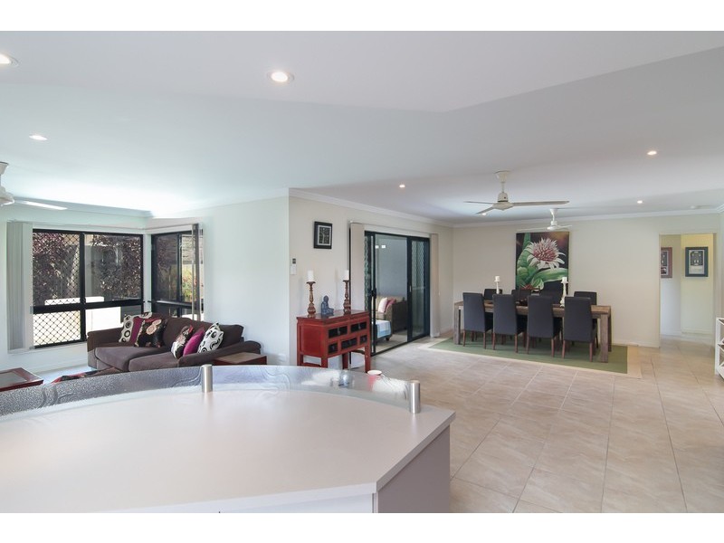 8 Pambula Close, Kewarra Beach QLD 4879
