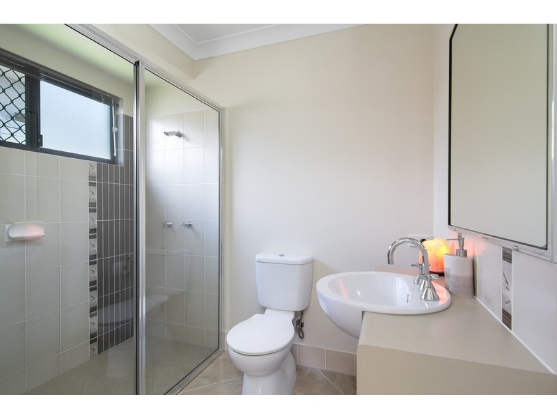 8 Pambula Close, Kewarra Beach QLD 4879