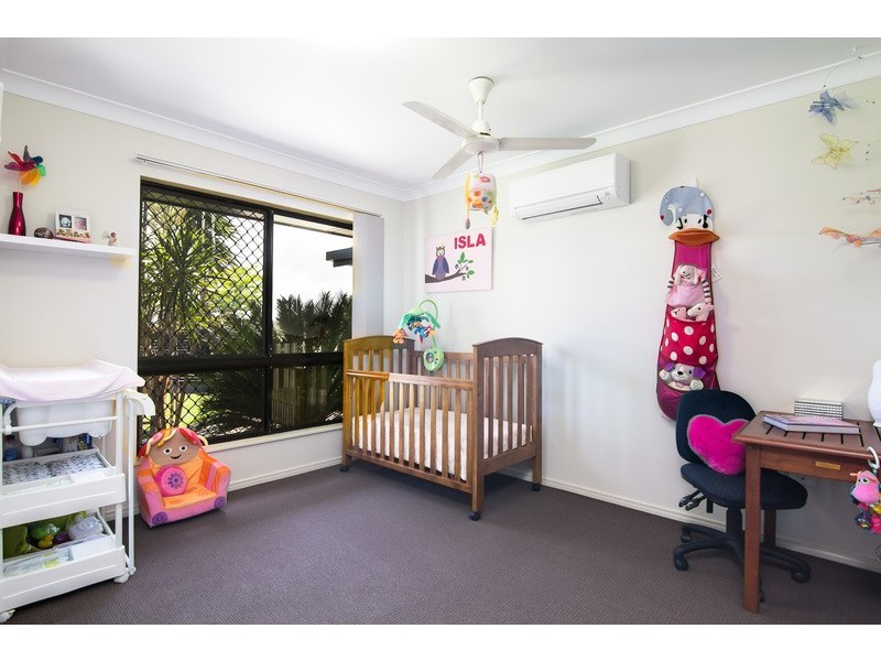 8 Pambula Close, Kewarra Beach QLD 4879