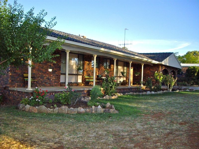 421 Porters Mount Road, Cowra NSW 2794