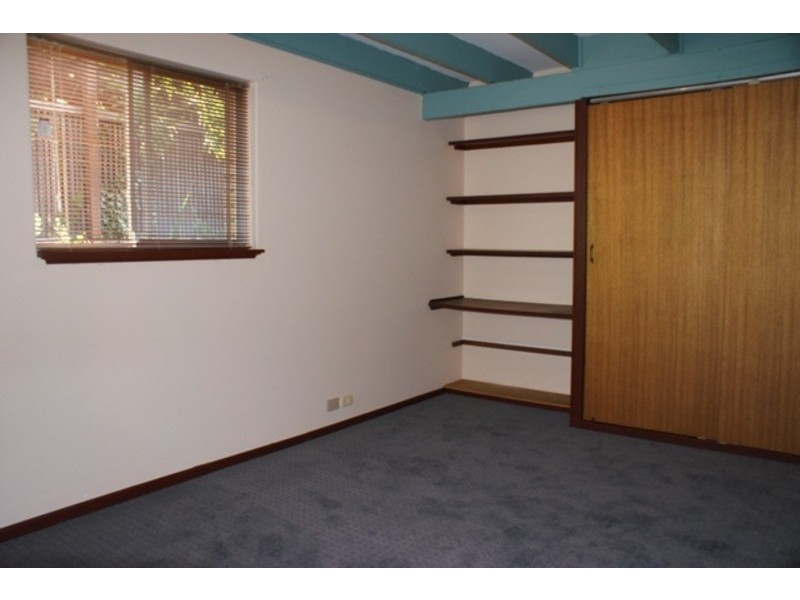 62 Waterloo Crescent, Lesmurdie WA 6076