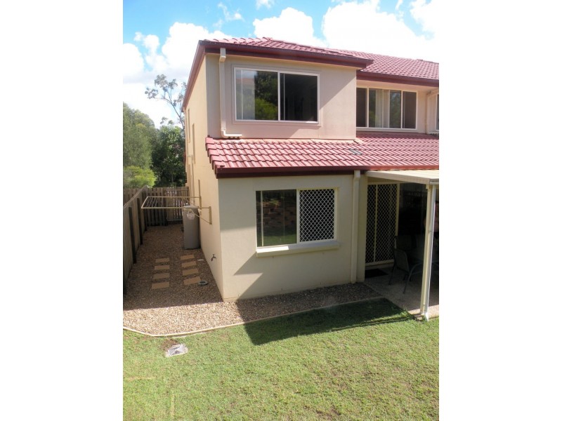 18/74 Universal St, Pacific Pines QLD 4211