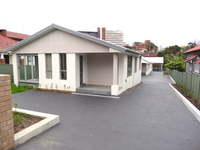 26 Rowland Avenue, Wollongong NSW 2500