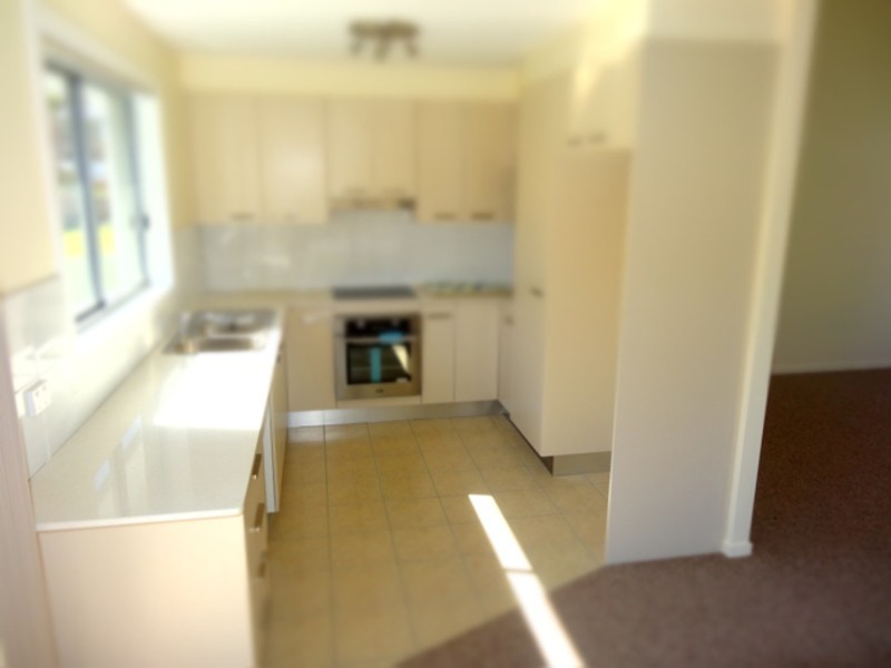 26 Rowland Avenue, Wollongong NSW 2500