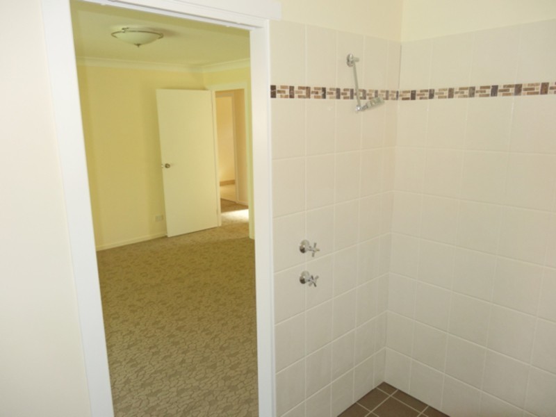 26 Rowland Avenue, Wollongong NSW 2500