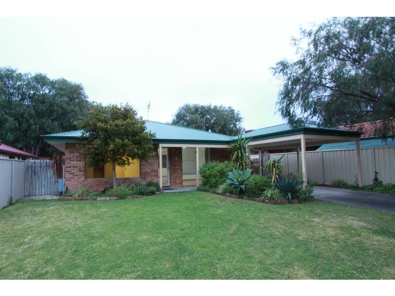 37 Silver Gull Court, Geographe WA 6280