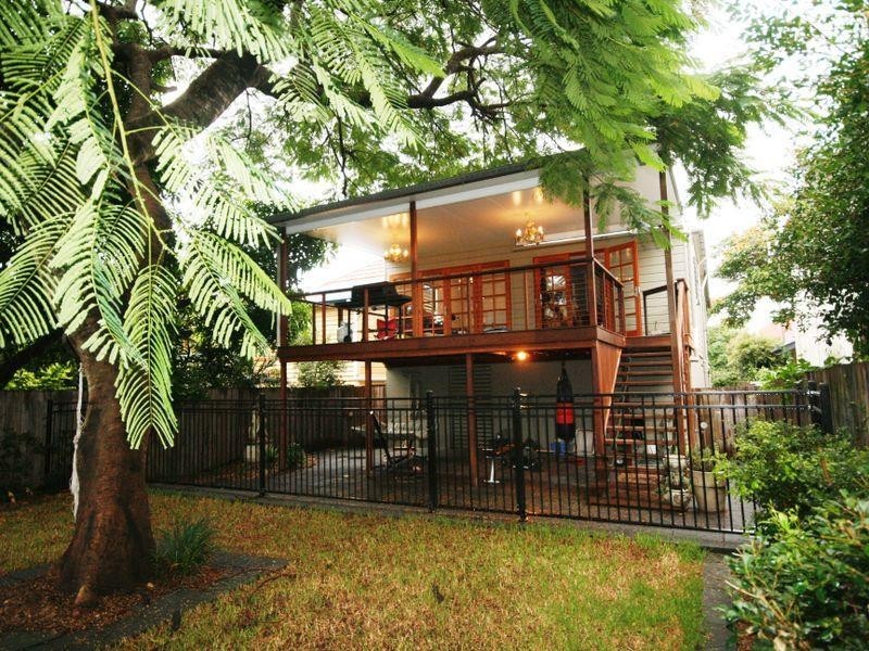 27 Labtrobe St, East Brisbane QLD 4169