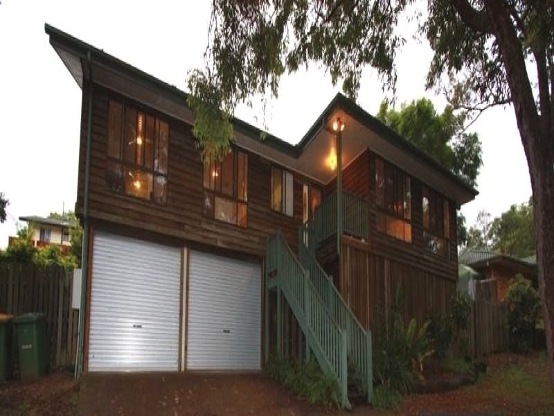 15 Azure St, Goodna QLD 4300