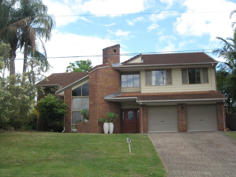 60  Mt Ommaney Drive, Jindalee QLD 4074