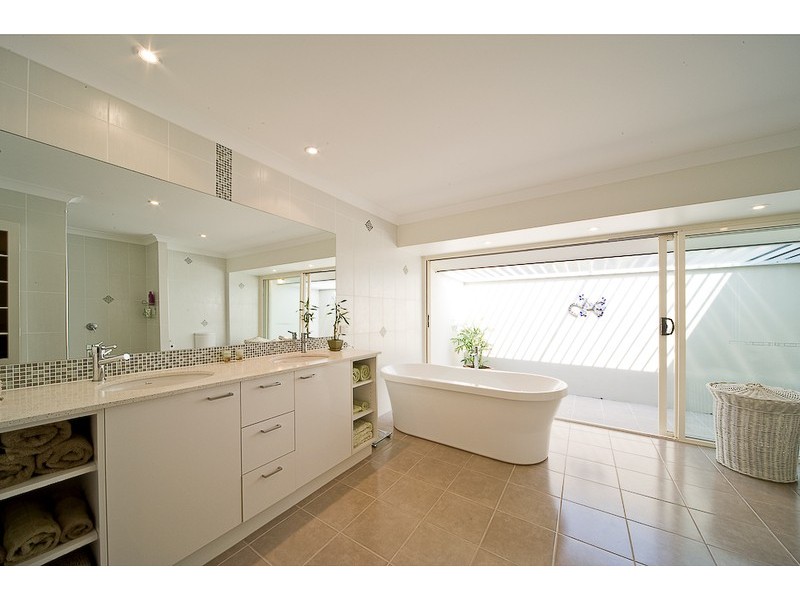 69 Stanley Drive, Riordanvale QLD 4800