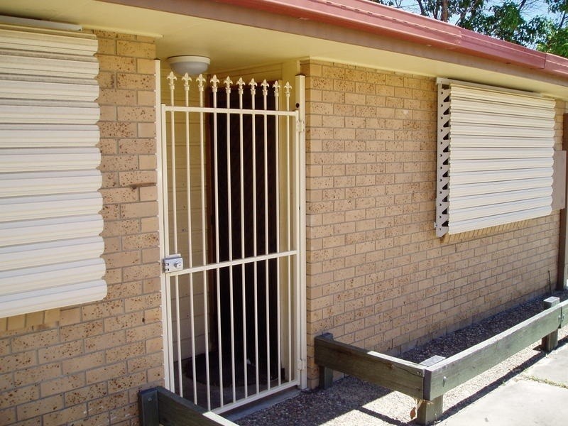 127 Oleander Ave, Hervey Bay QLD 4655