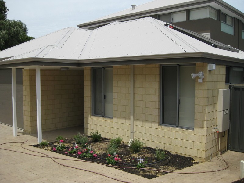 54B  Rennie Crescent, Hilton WA 6163