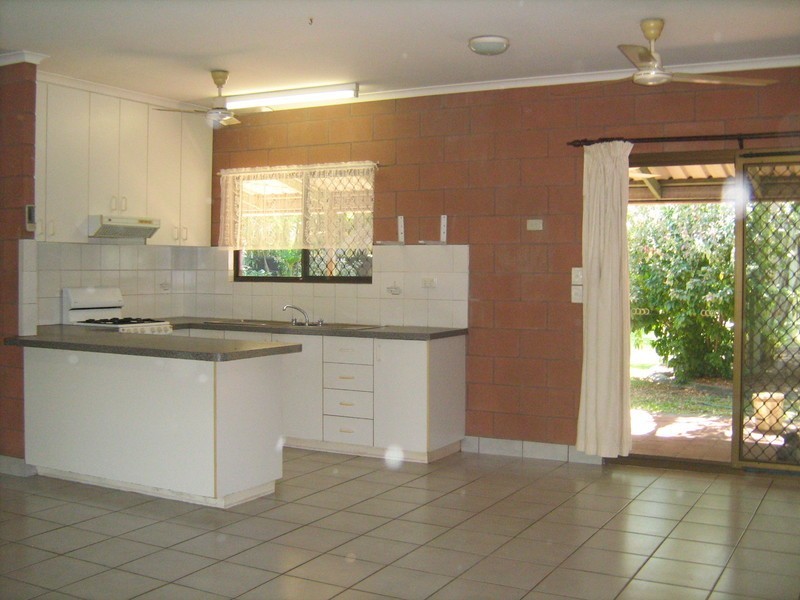 8 Invar Court, Woodroffe NT 0830