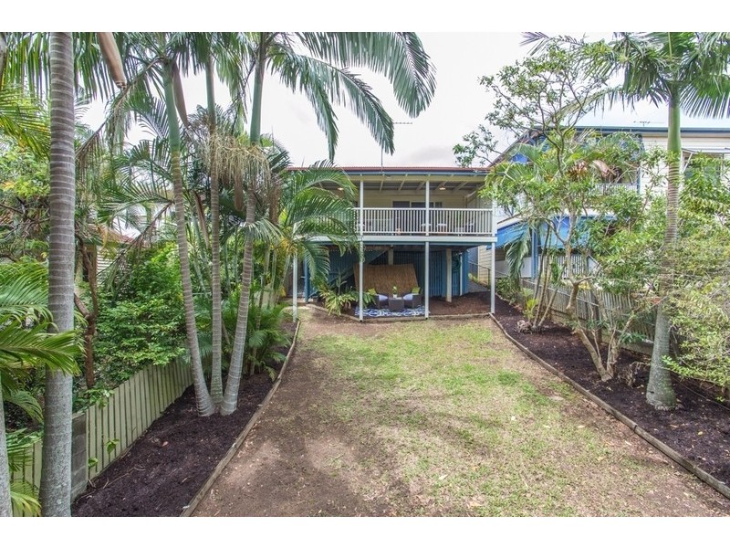 15 Emma Street, Red Hill QLD 4059