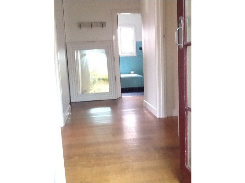 10 Fifth Avenue, Aspendale VIC 3195