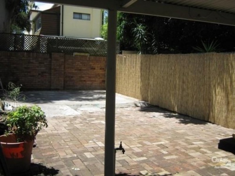 5 Murray St, Hamilton NSW 2303