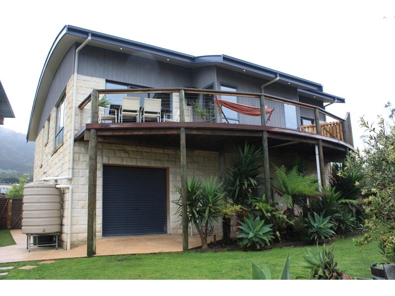 15 Campbell Court, Apollo Bay VIC 3233