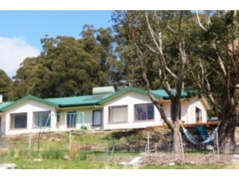 327 Rowleys Hill Road, Karoola TAS 7267