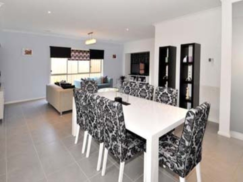 5 Turitable Way, Caroline Springs VIC 3023