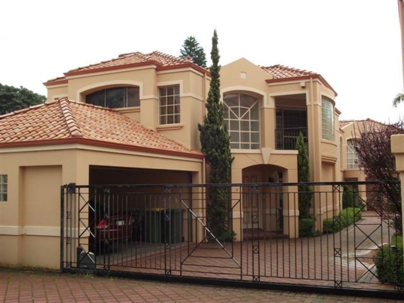 2/32 Renwick Street, South Perth WA 6151