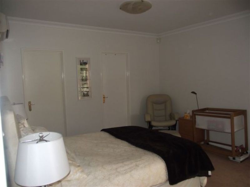 2/32 Renwick Street, South Perth WA 6151