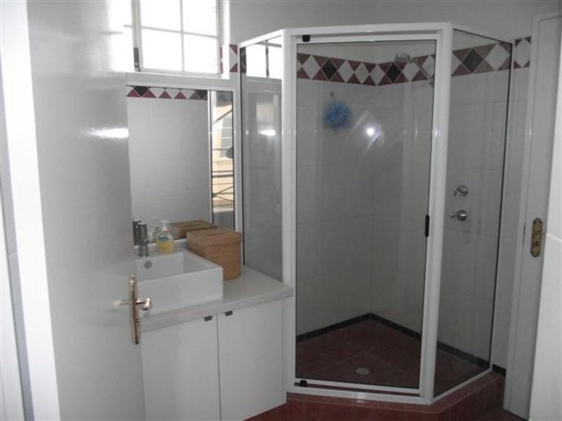 2/32 Renwick Street, South Perth WA 6151