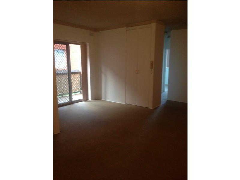 2/42 Clyde Street, Granville NSW 2142